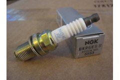 Свеча зажигания (кратно 4 шт.) для NISSAN MICRA II (K11) 1.0 i 16V 2000-2003, код двигателя CG10DE, V см3 998, кВт 44, л.с. 60, бензин, NGK BKR6ES11